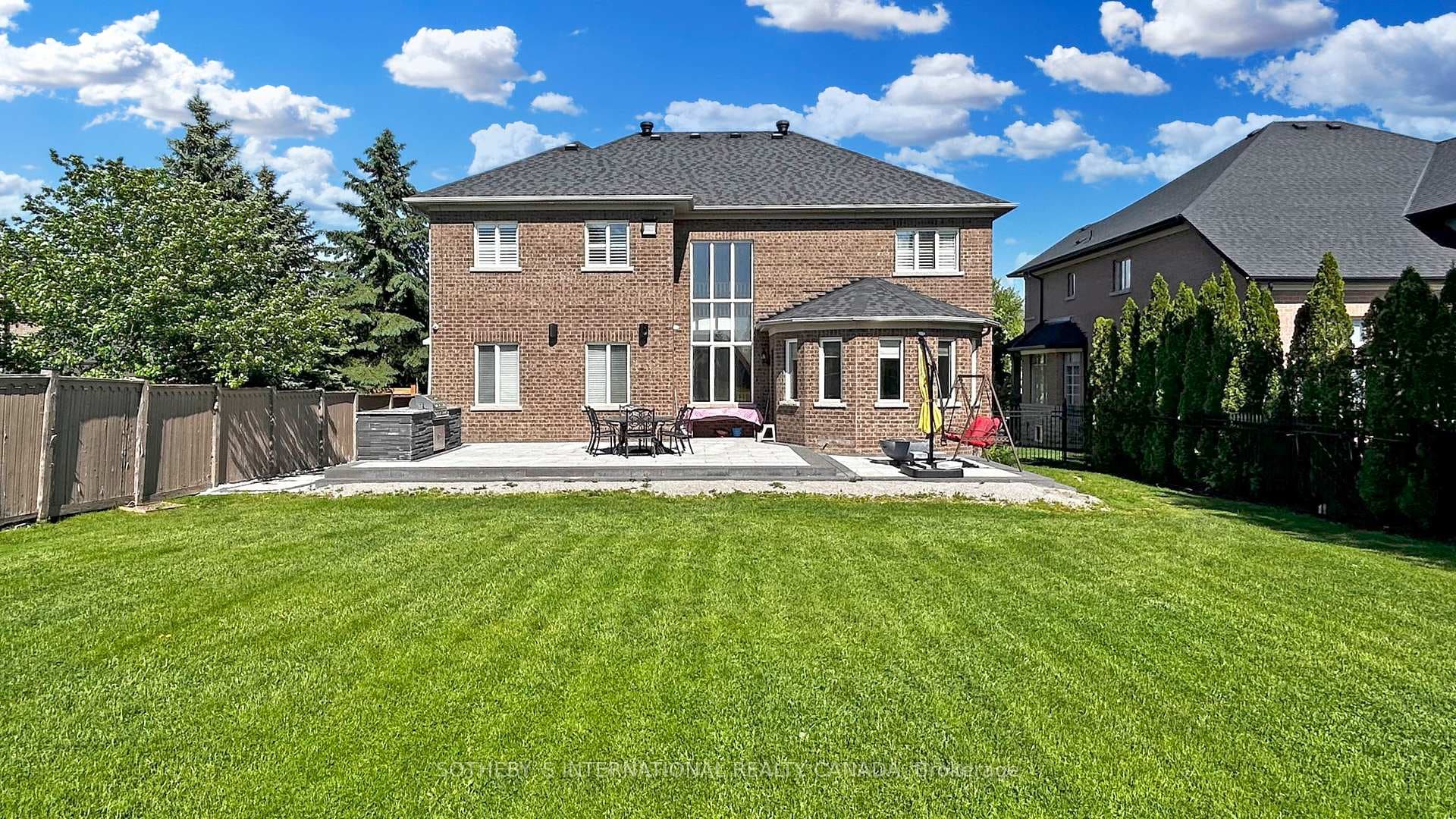 198 Treelawn Boulevard photo 33