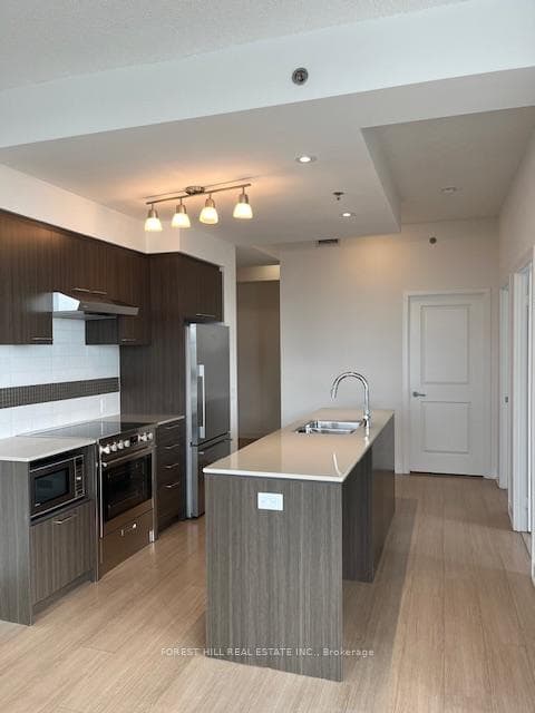 320 Tweedsmuir Avenue Unit 1209 photo 8