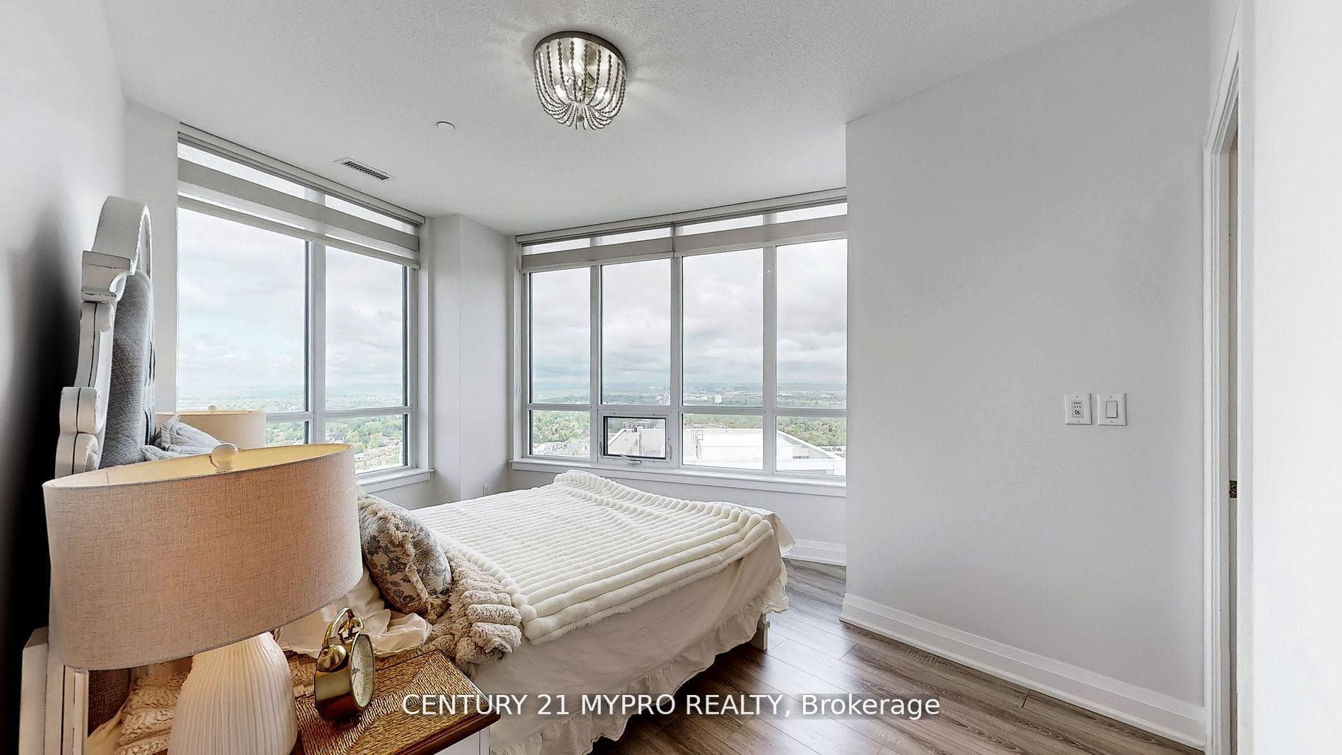 7171 Yonge Street Unit 2807 photo 16