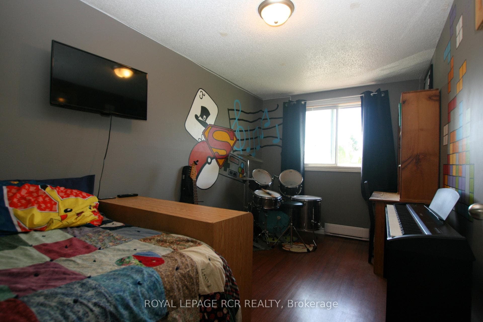 516 Pineview Gardens photo 10
