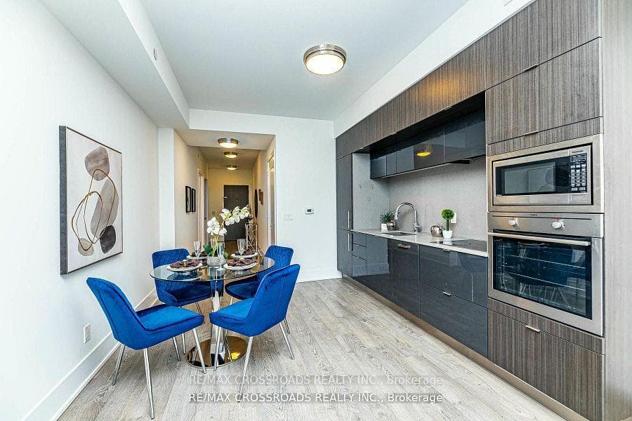 55 Merchants' Wharf Way Unit 531 photo 13