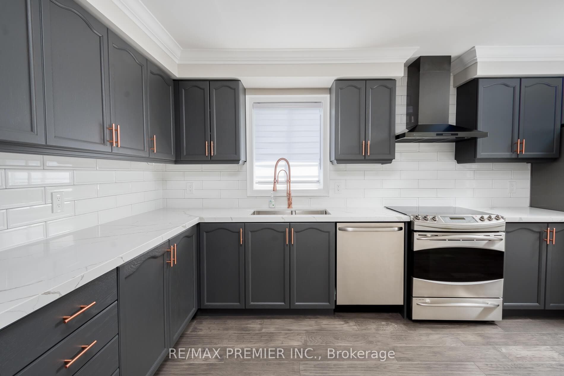 154 King Street photo 12