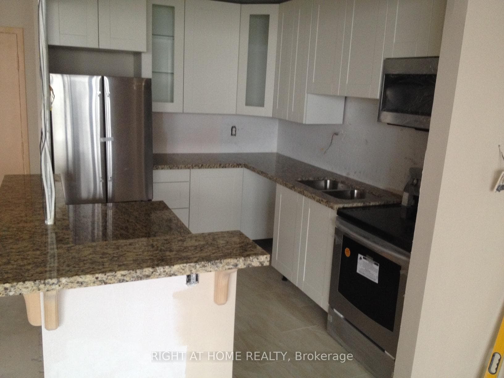 3390 Weston Road Unit 1809 photo 2