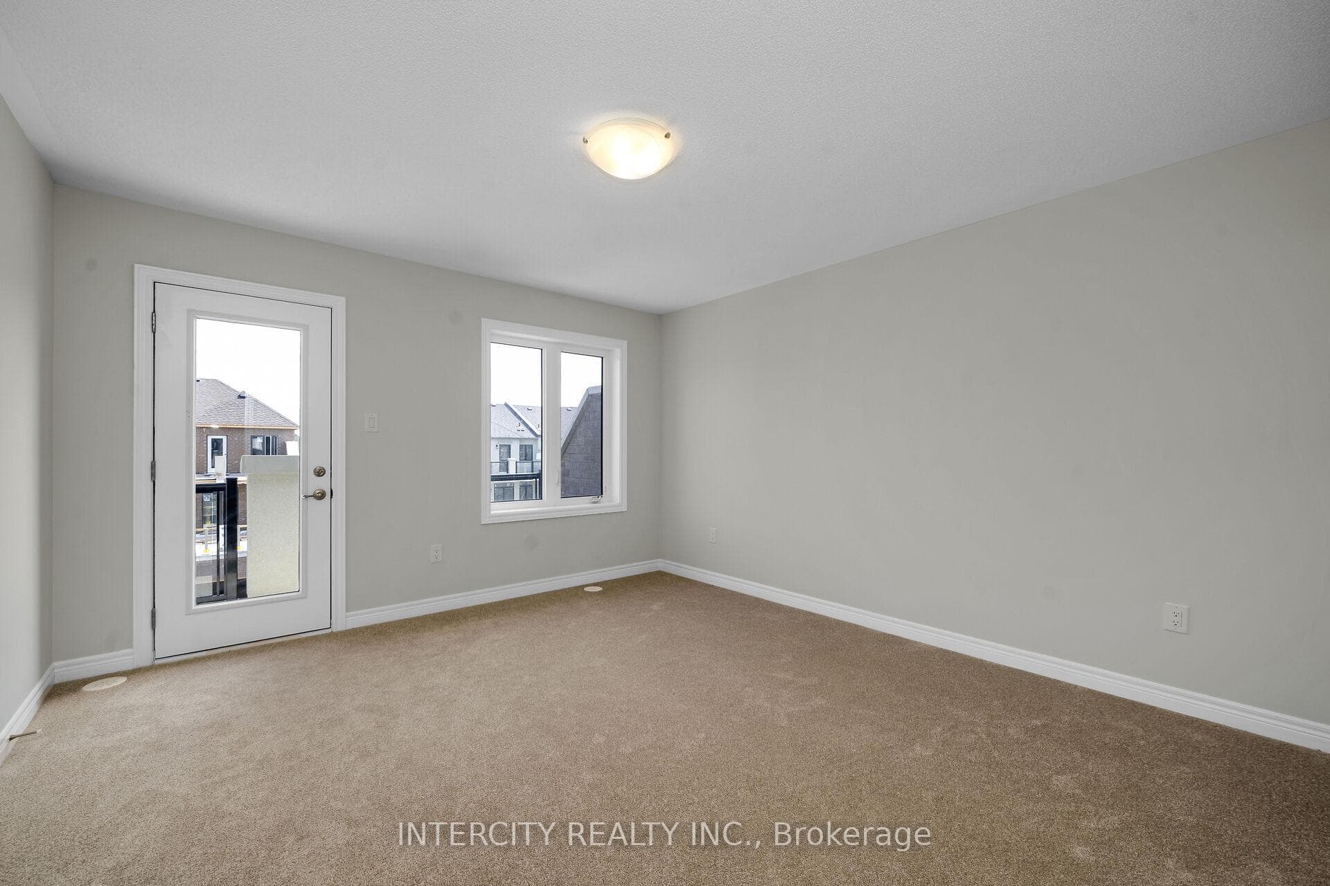 323 Inspire Boulevard photo 21