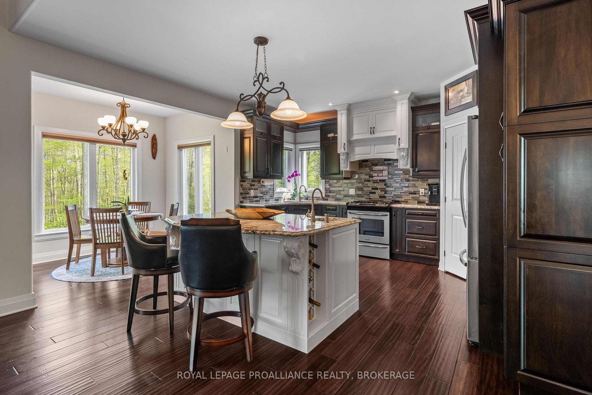 2918 Leeman Road photo 10