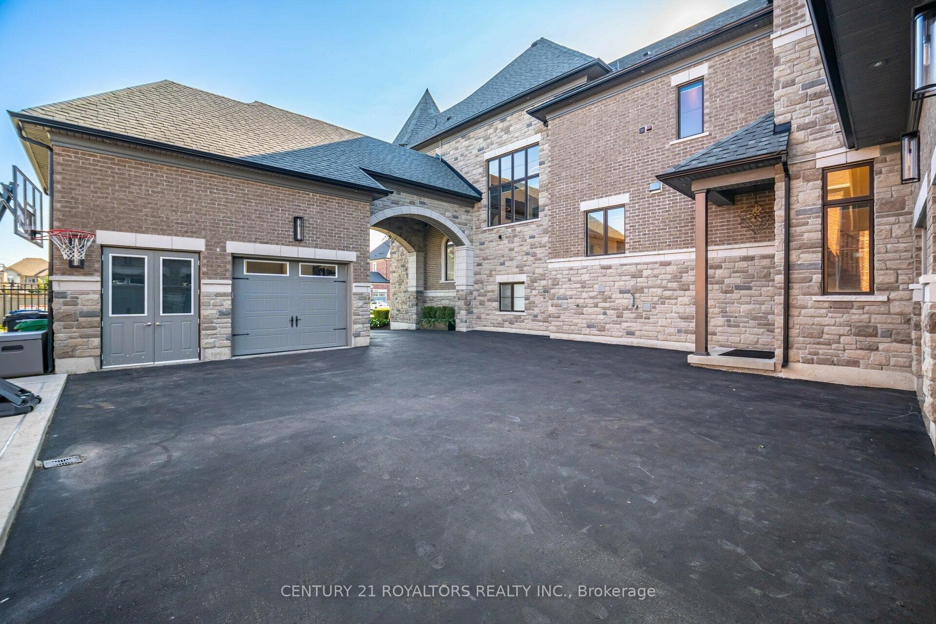 36 Quintette Close photo 33