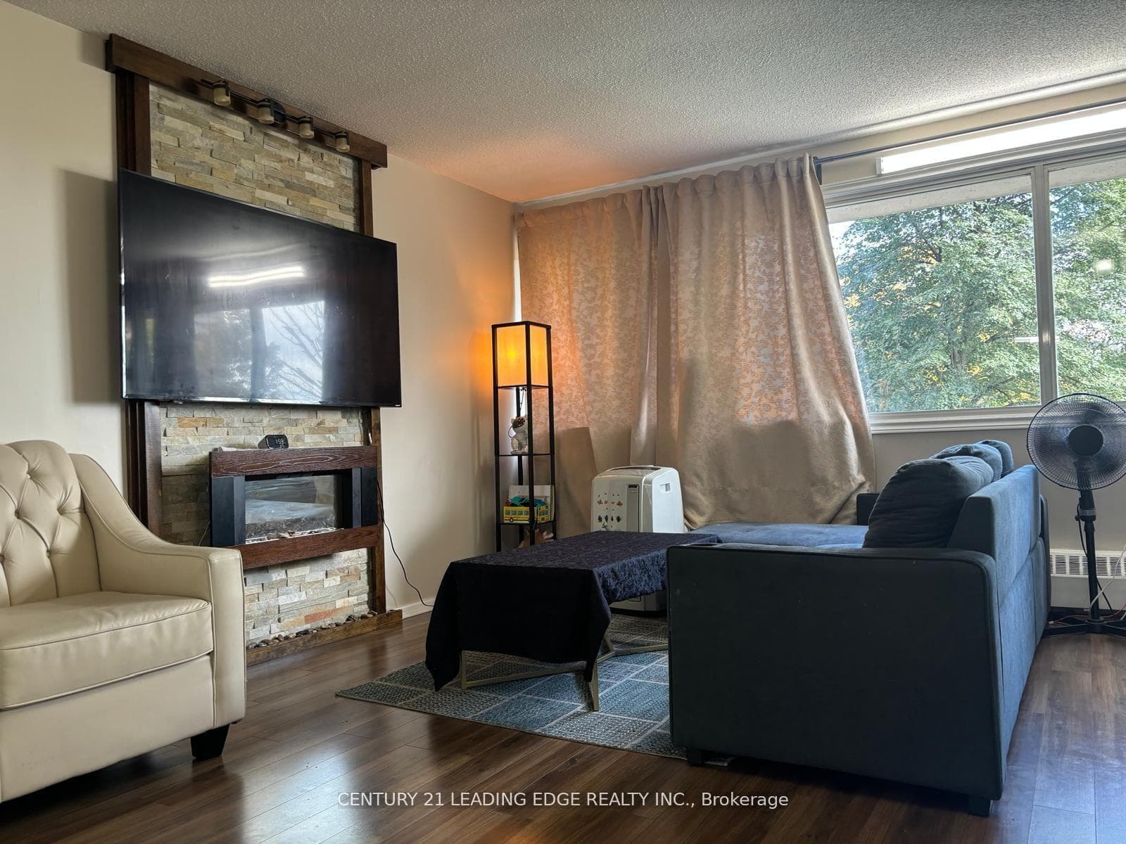 725 Don Mills Road Unit 401 photo 3