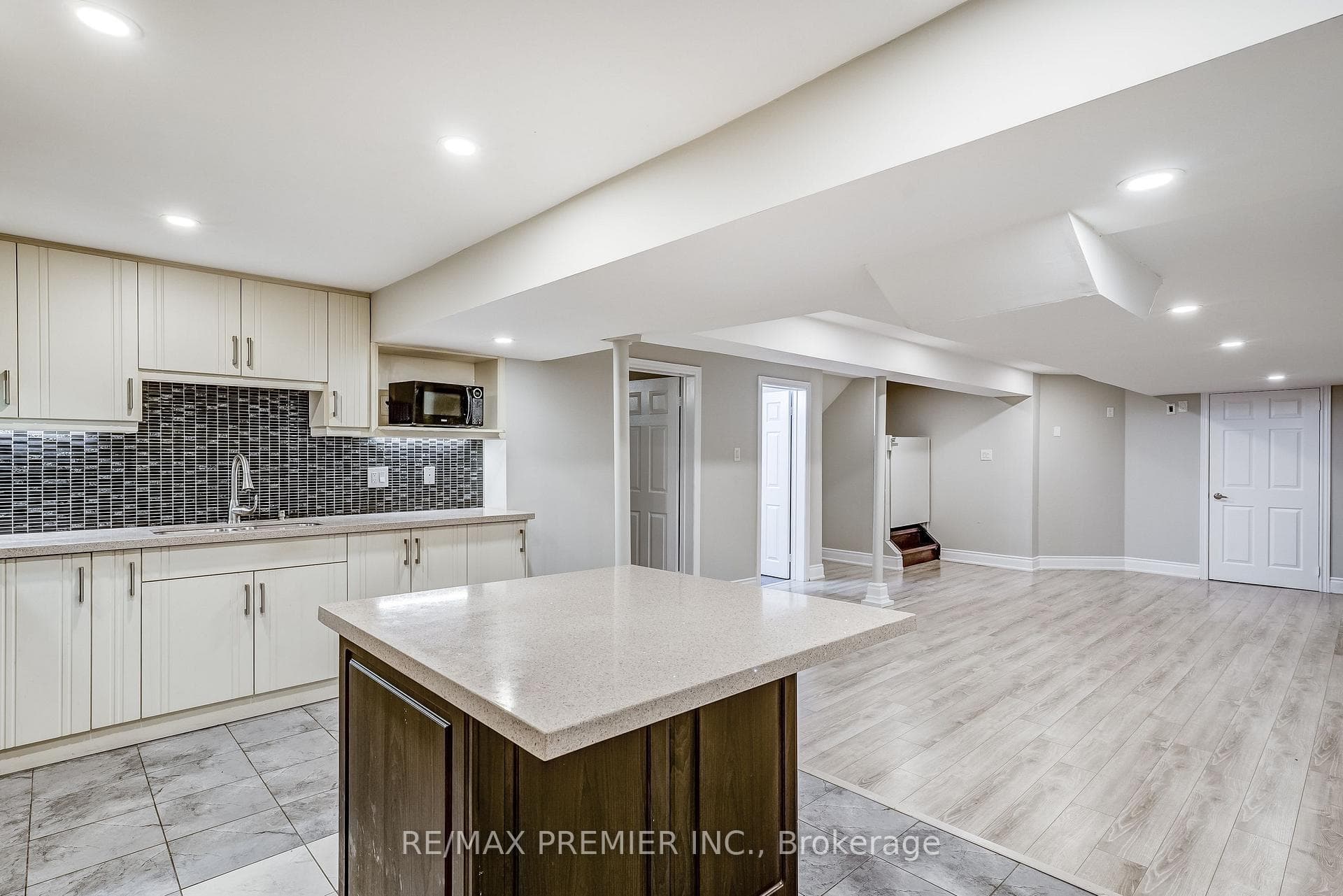 7 Alice Springs Crescent photo 40