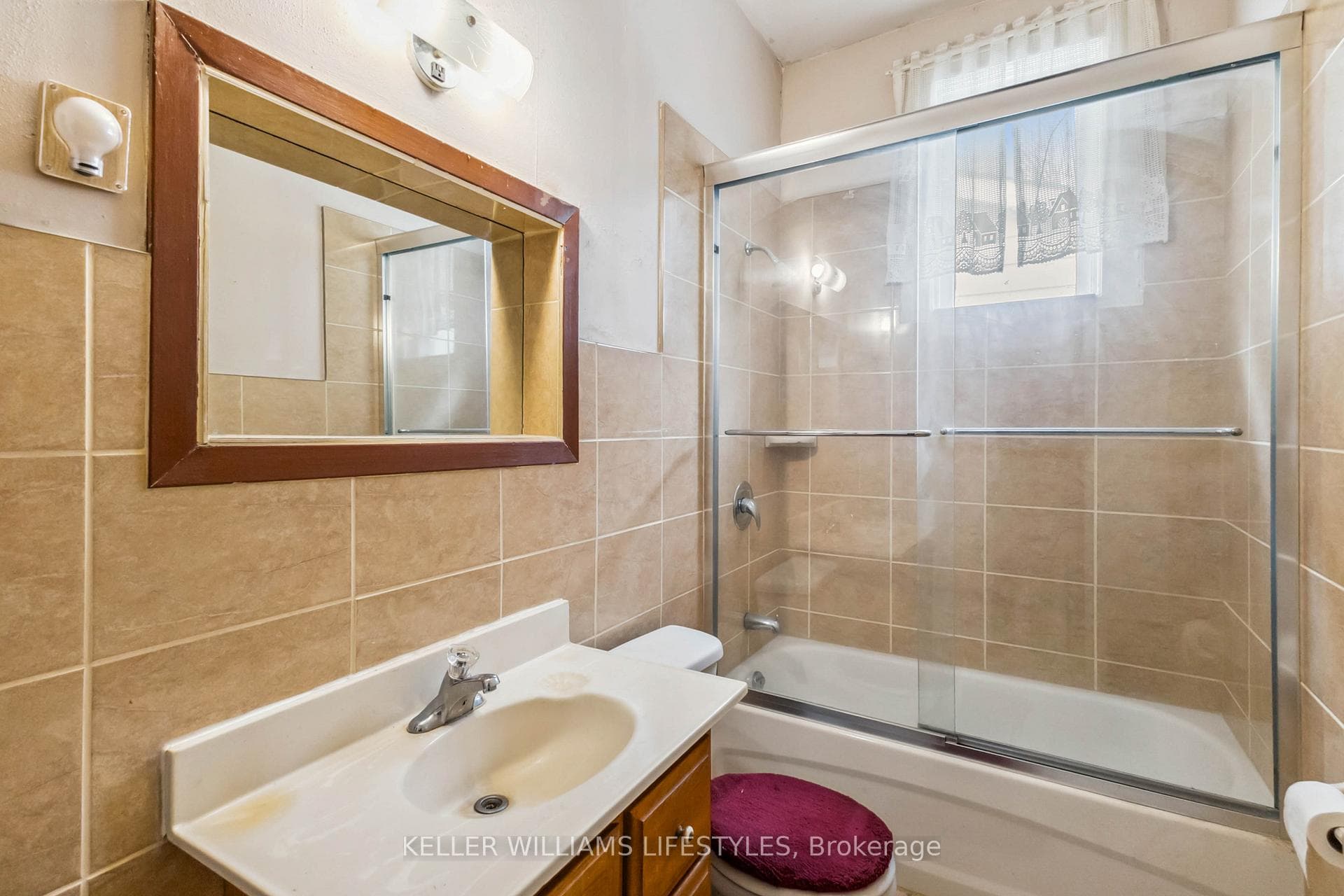 516 William Street photo 18