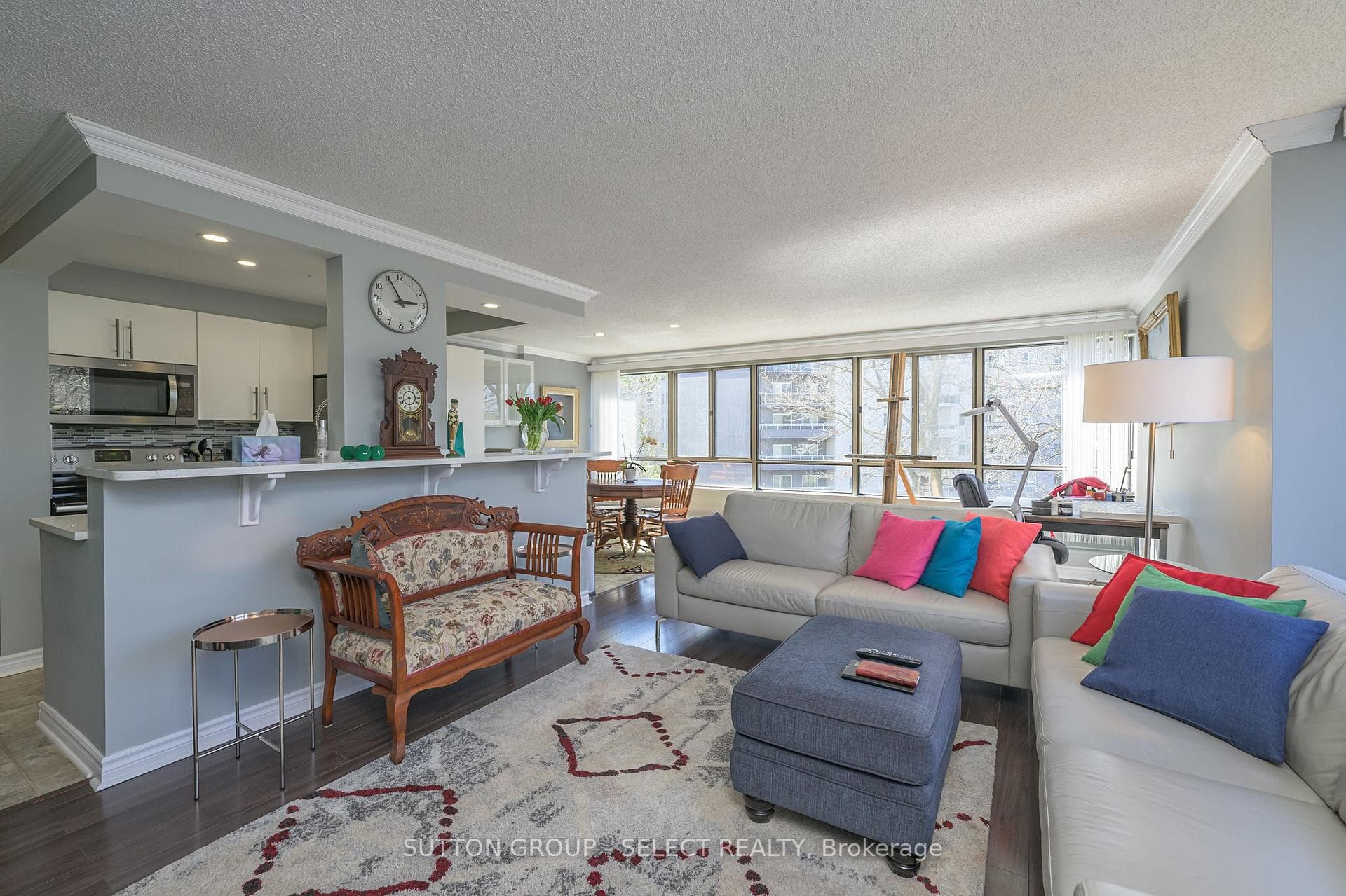 570 PROUDFOOT Lane Unit 409 photo 19