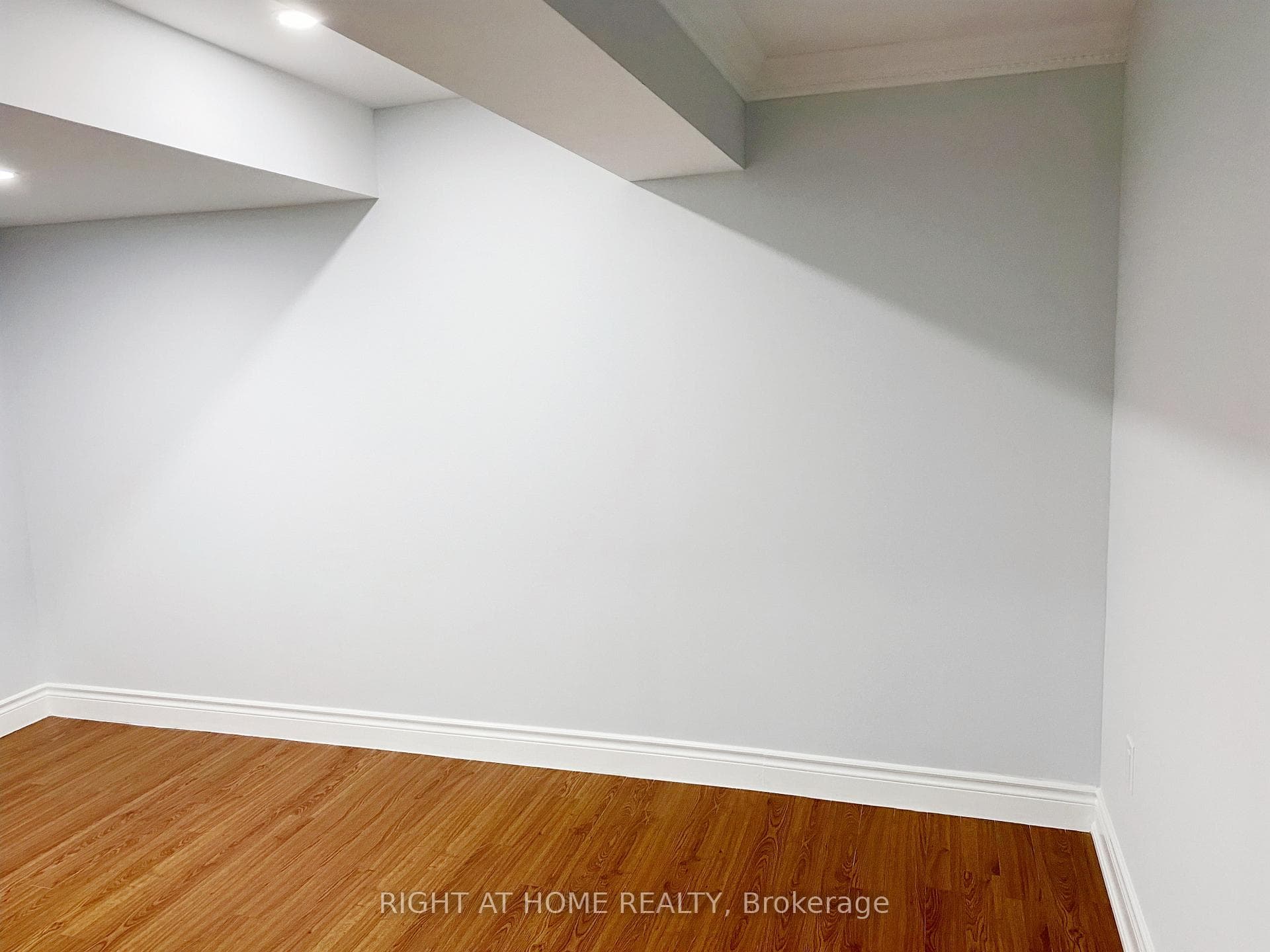 3631 Molly Avenue photo 5