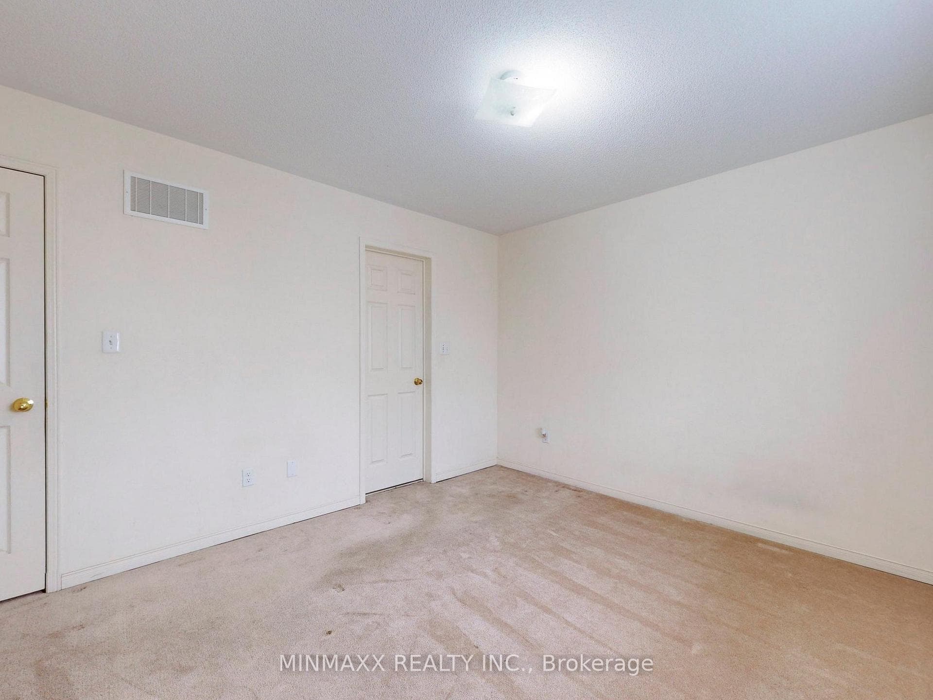 237 Valleyway(Upper) Drive photo 31