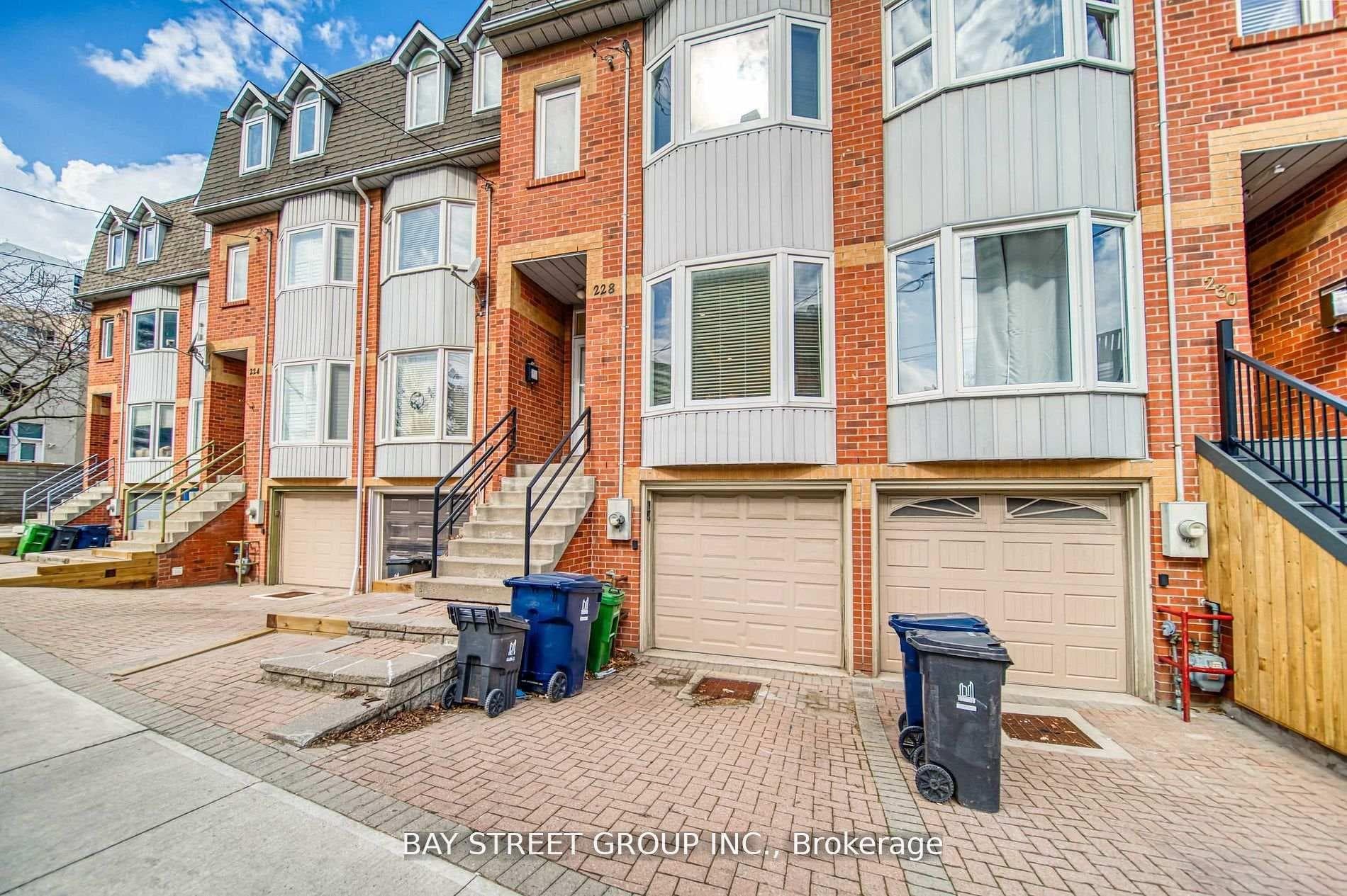 228 Shuter Street photo 16