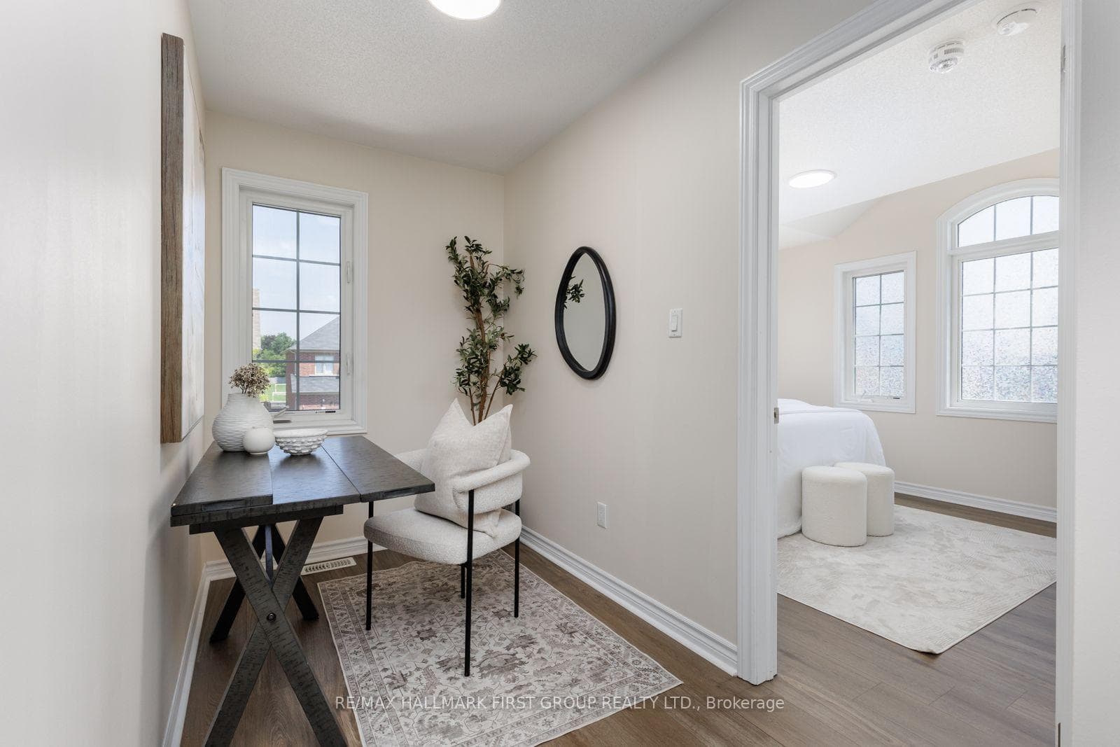 1 Cale Avenue photo 32