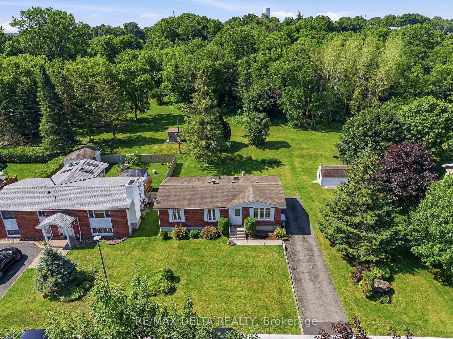 Aerial view from the front of house.