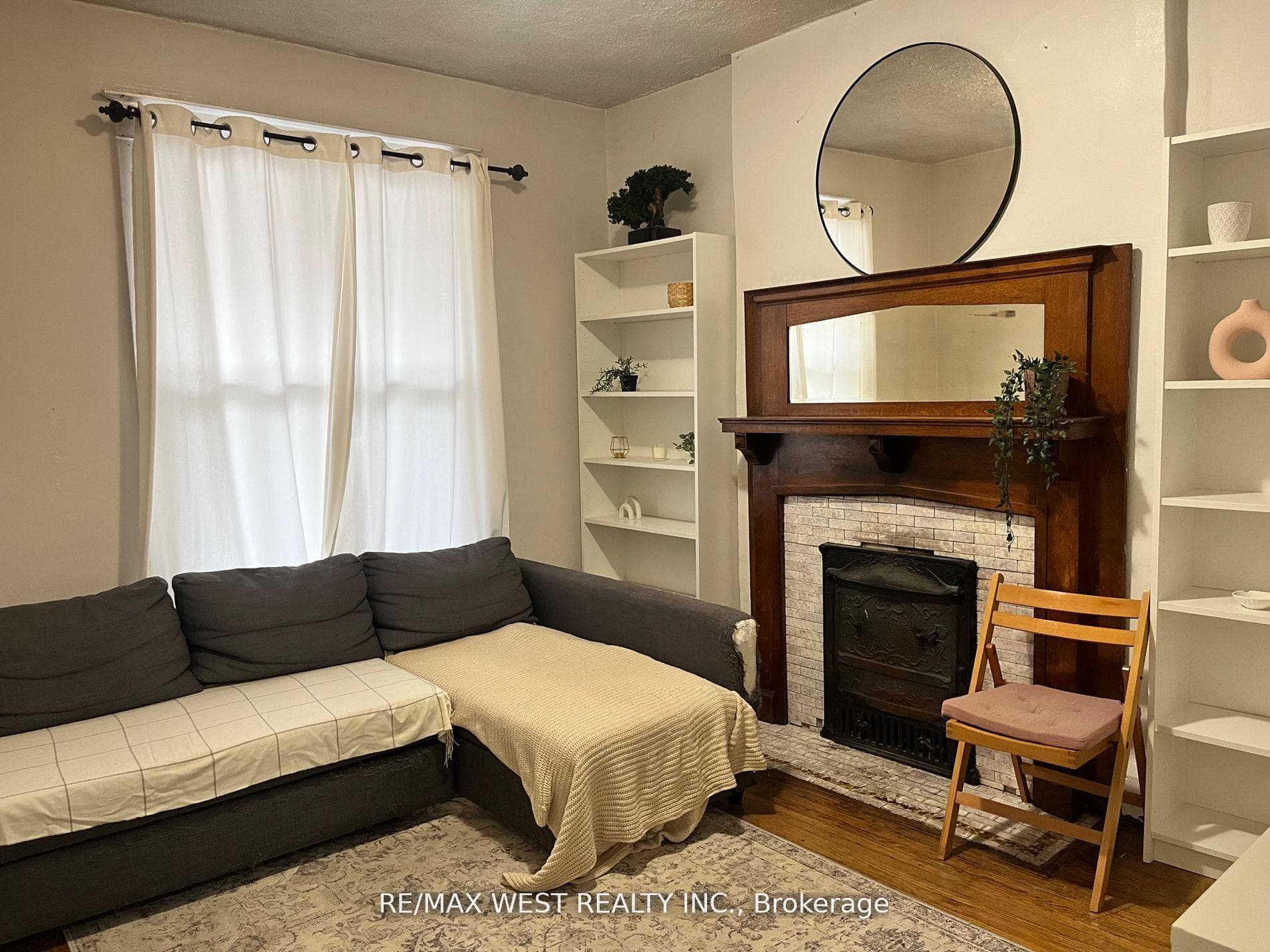 1504 Dufferin Street Unit #1 photo 3