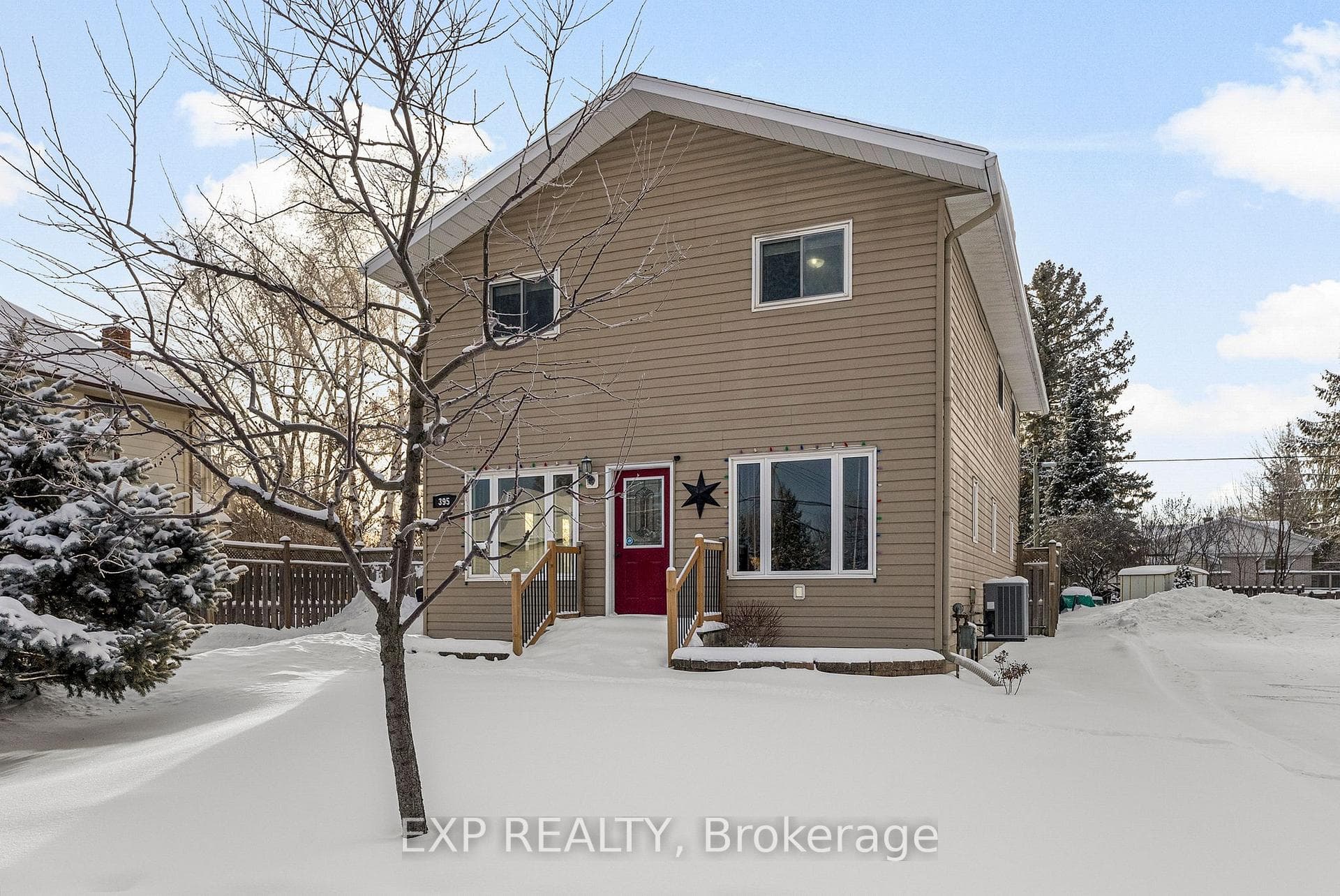 395 Lisgar Avenue photo 2