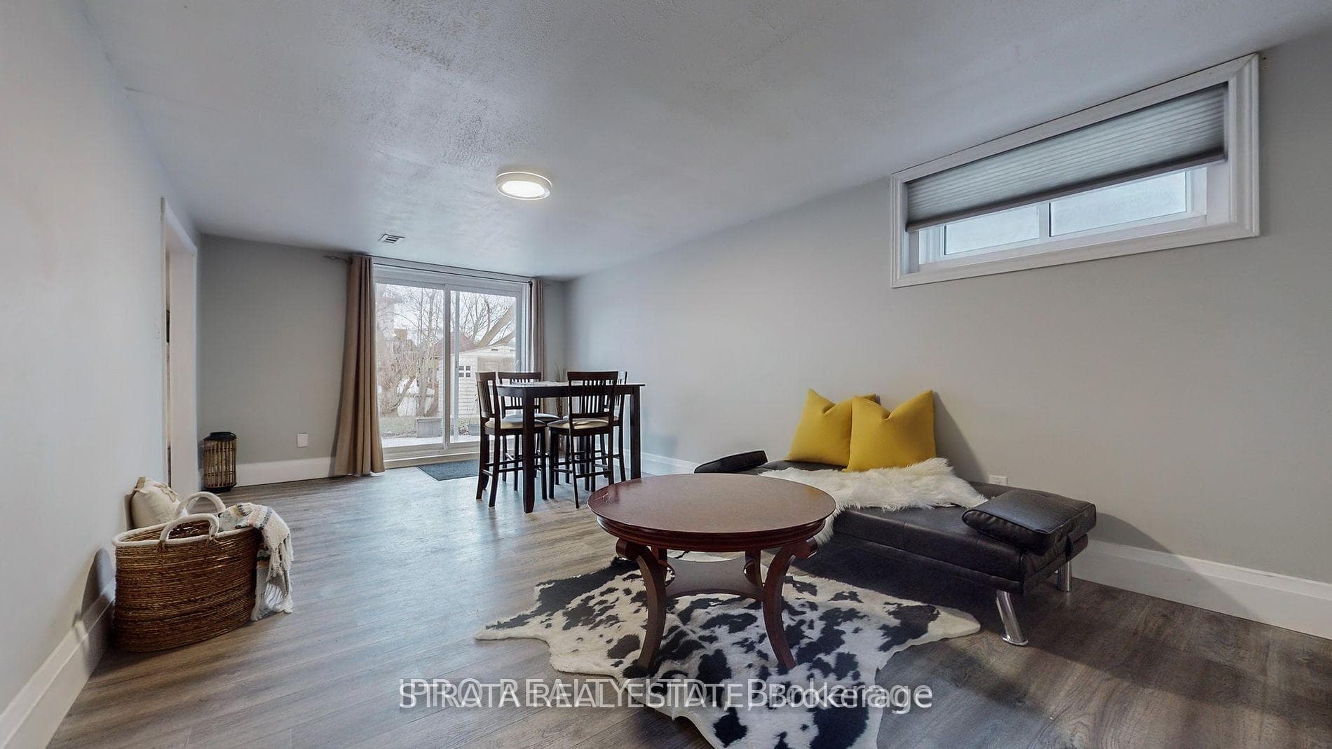 Gigantic Living Room with Walkout to Backyard