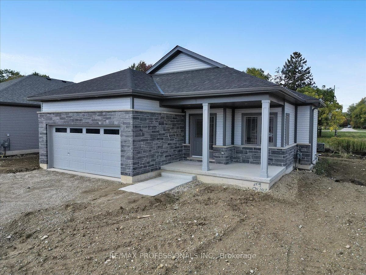 142 Ellen Street photo 1