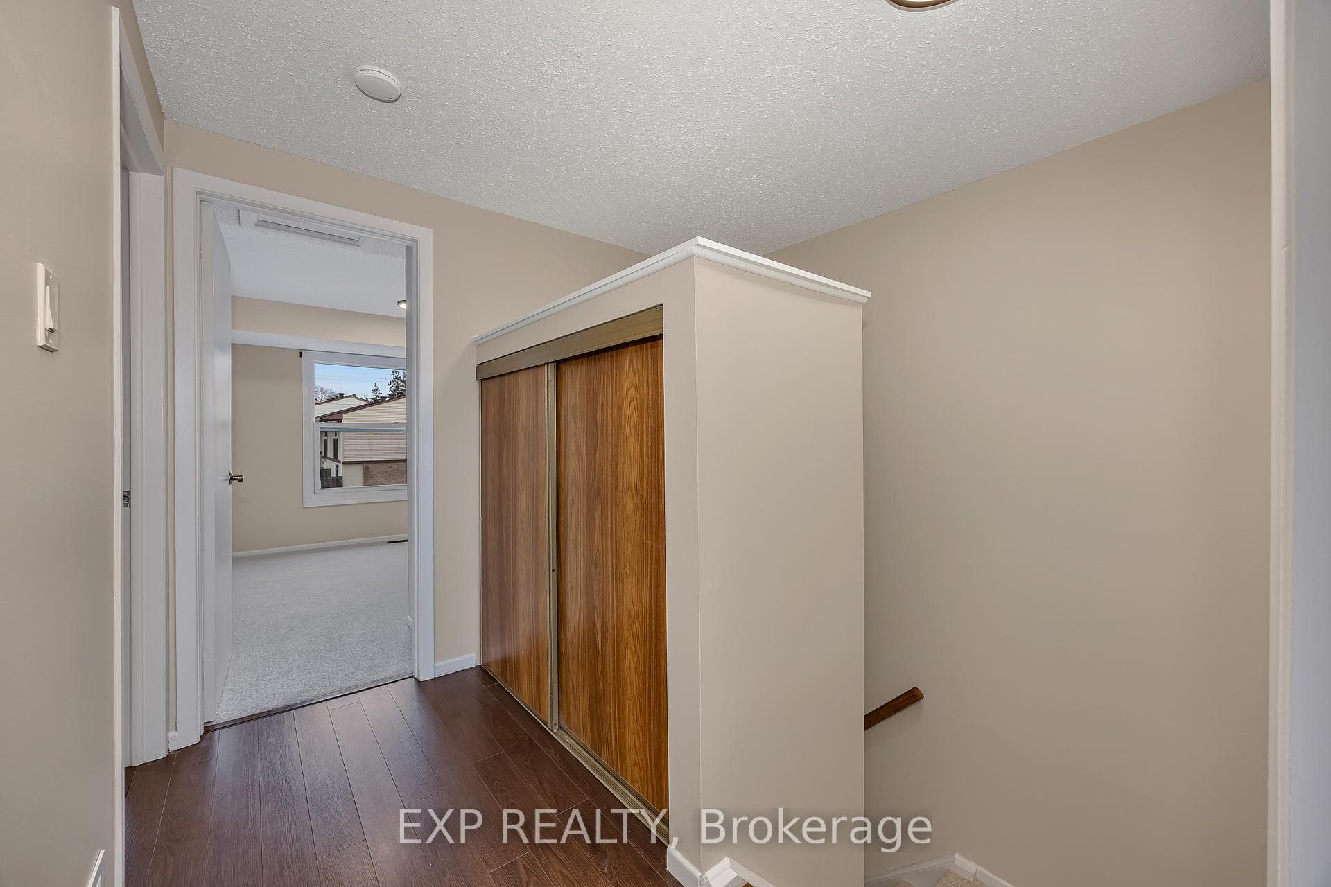 2570 Southvale Crescent Unit 104 photo 18