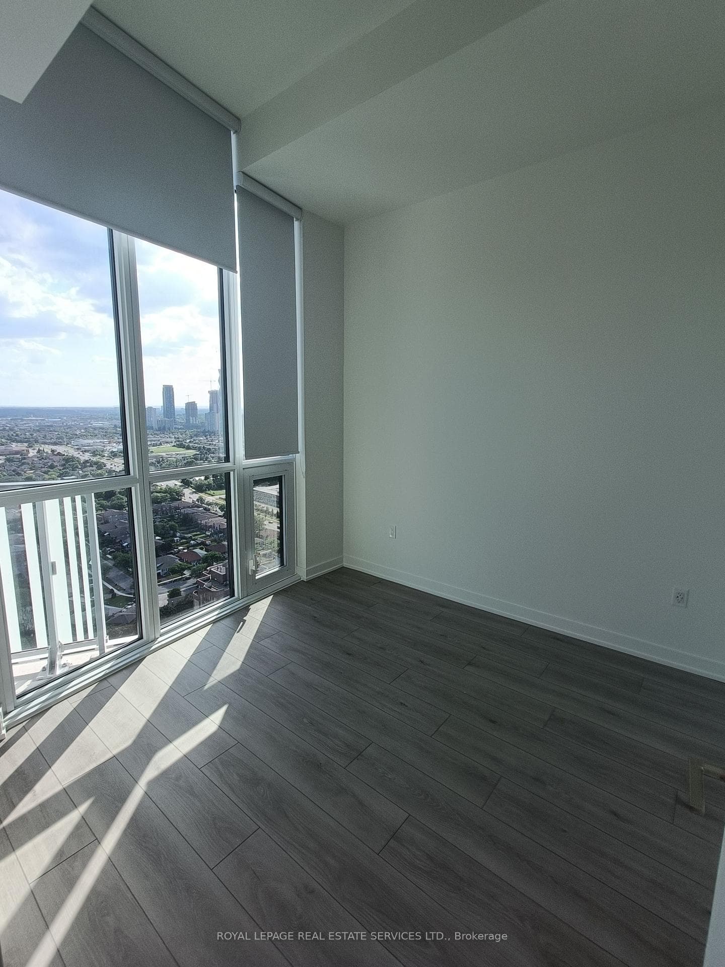 1 Fairview Road Unit 3210 photo 13