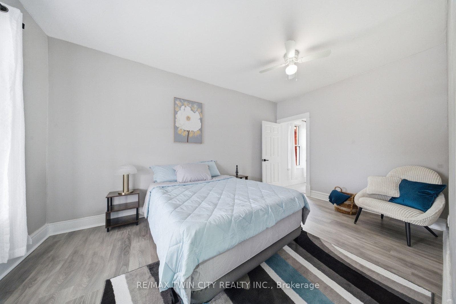 13 Salisbury Avenue photo 21